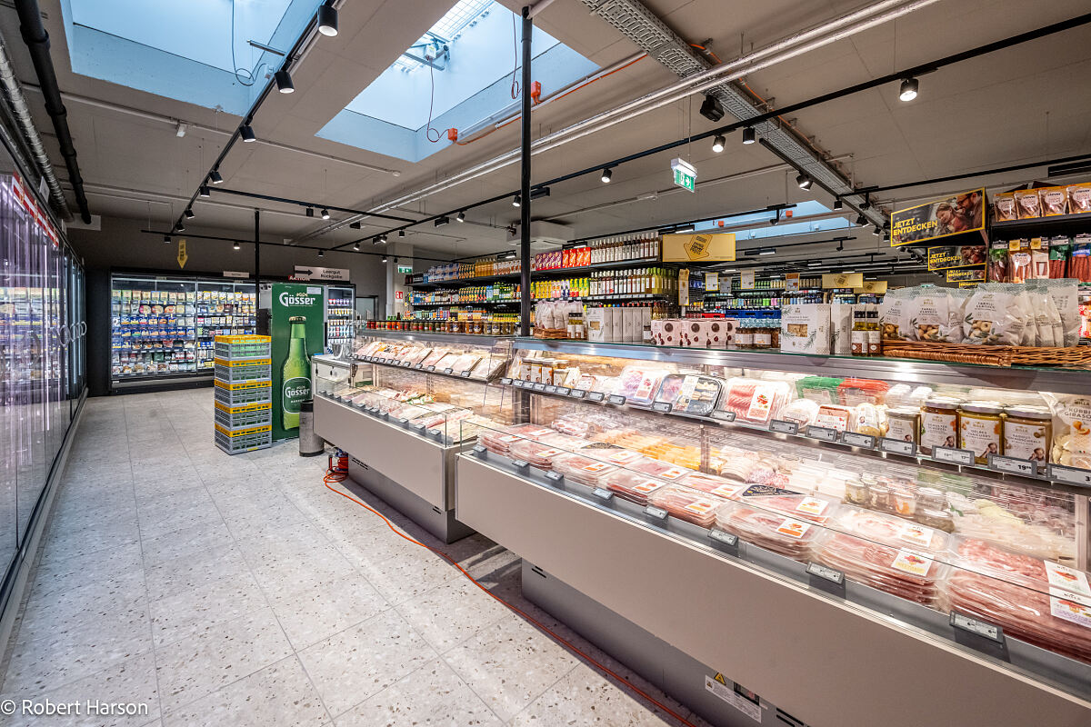 Am 8. Oktober 2026 eröffnet BILLA einen neuen Markt in der Wiener Straße 21 in Wiener Neustadt. Auf rund 677 m² Verkaufsfläche bietet der Standort ein abwechslungsreiches Sortiment für den täglichen Einkauf.