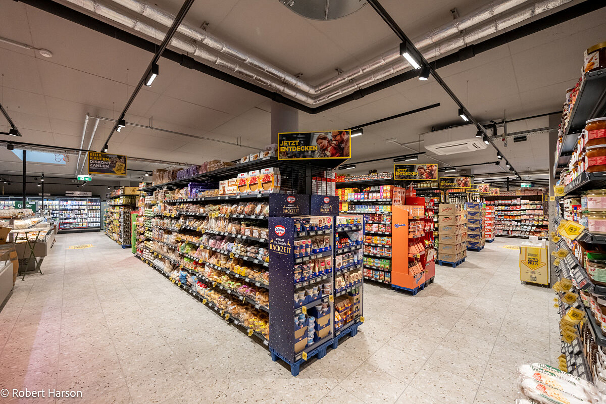Am 8. Oktober 2026 eröffnet BILLA einen neuen Markt in der Wiener Straße 21 in Wiener Neustadt. Auf rund 677 m² Verkaufsfläche bietet der Standort ein abwechslungsreiches Sortiment für den täglichen Einkauf.
