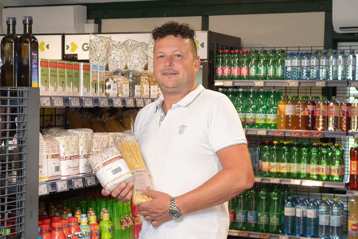 Bild 03_©REWE Großhandel GmbH_Rußkäfer