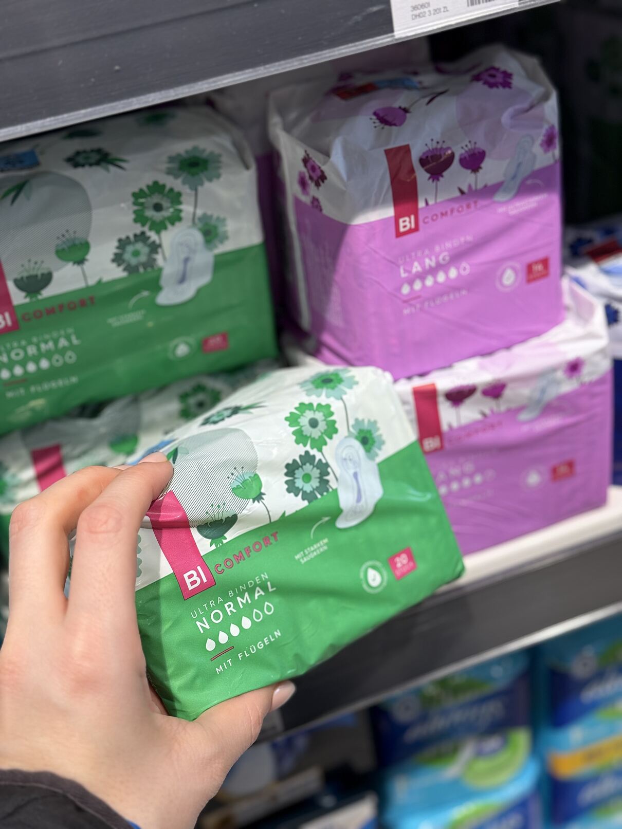 02_Kostenlose Periodenprodukte für BIPA MitarbeiterInnen_02 © BIPA