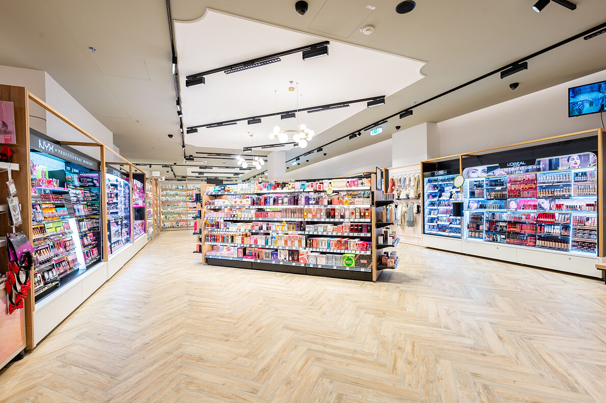 Westbahnhof_Wien_innen_03