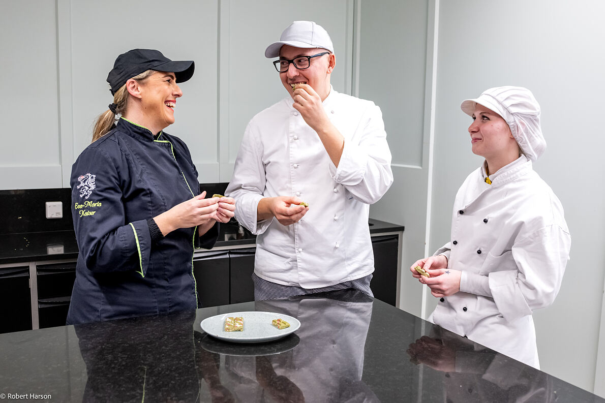 02_BILLA_Matcha Strawberry